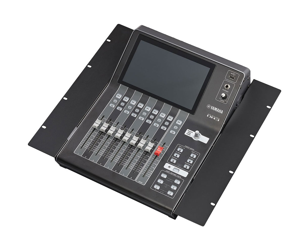 DM3 Rack Mount mit Mischpult