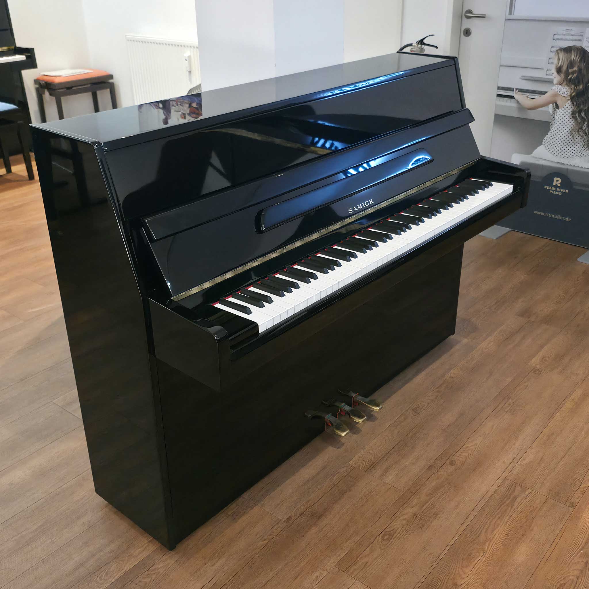 Piano Klavier Samick gebraucht schwarz poliert
