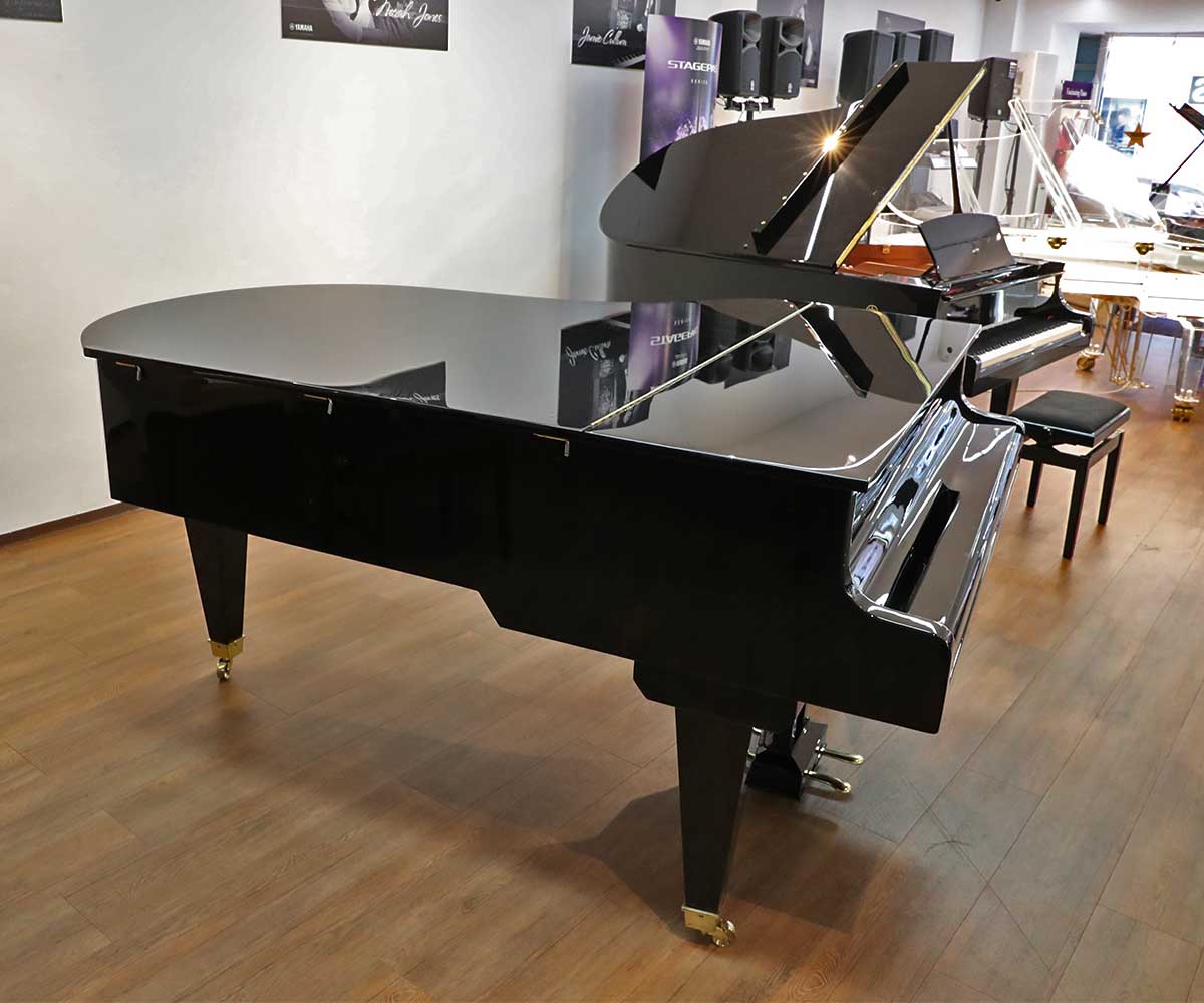 Flügel Bösendorfer 200, gebraucht schwarz poliert, geschlossen