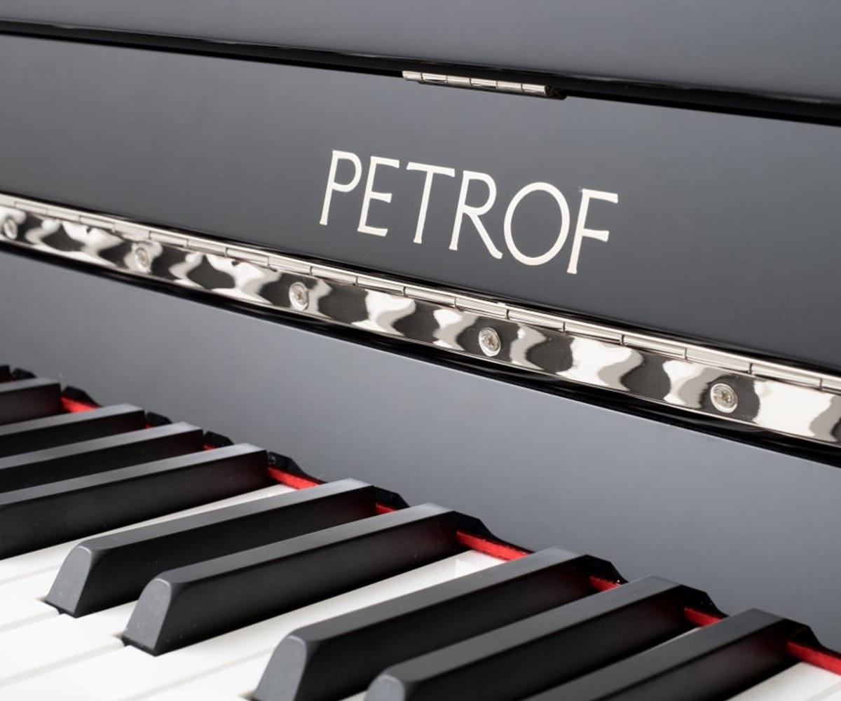 Piano Petrof Modell 118 image 1