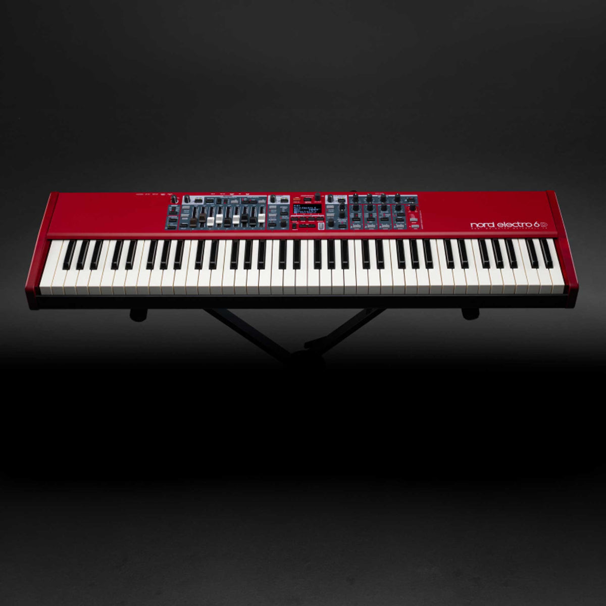 Nord Electro 6D 61 auf X Ständer
