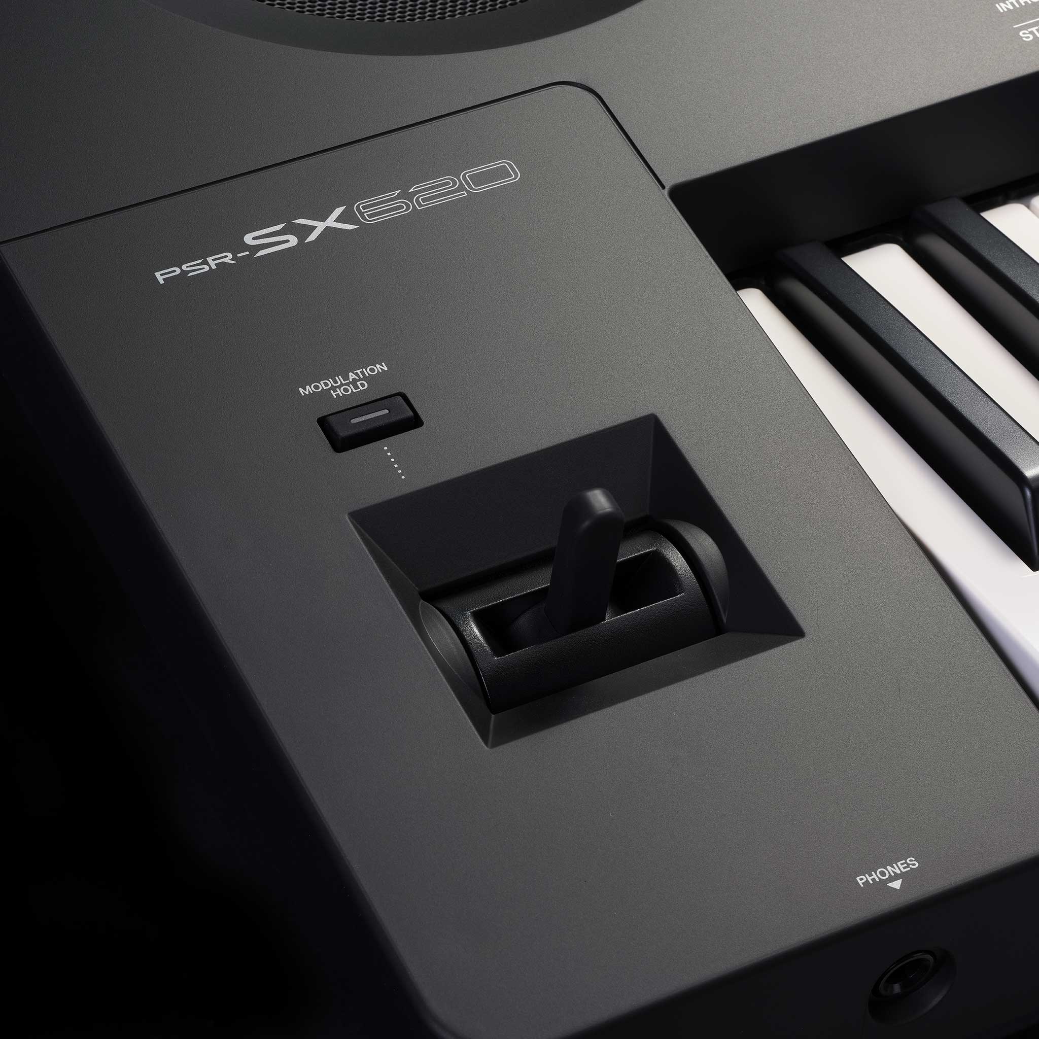 Yamaha PSR-SX620 detail pitch
