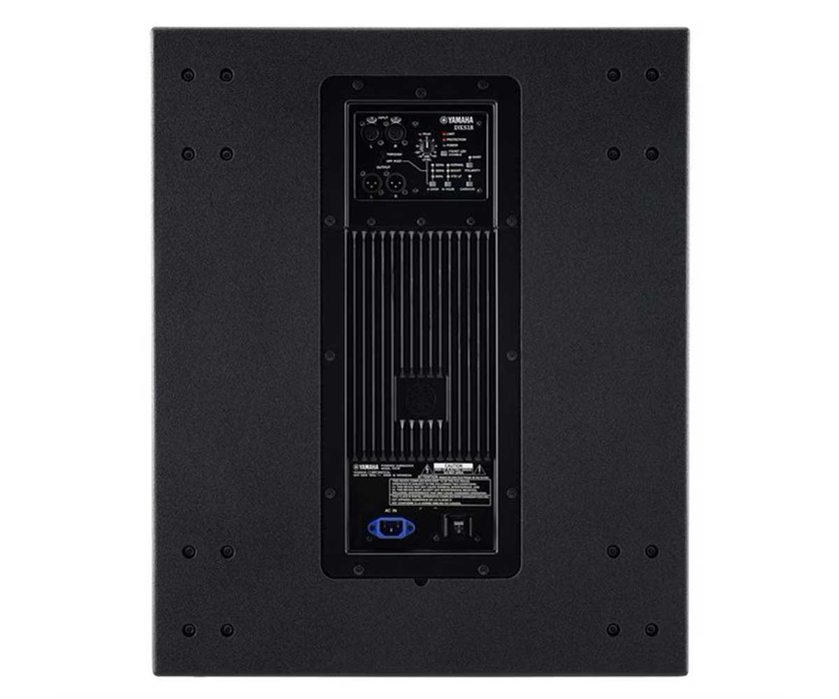 Yamaha DXS18 - Aktiv Subwoofer rear
