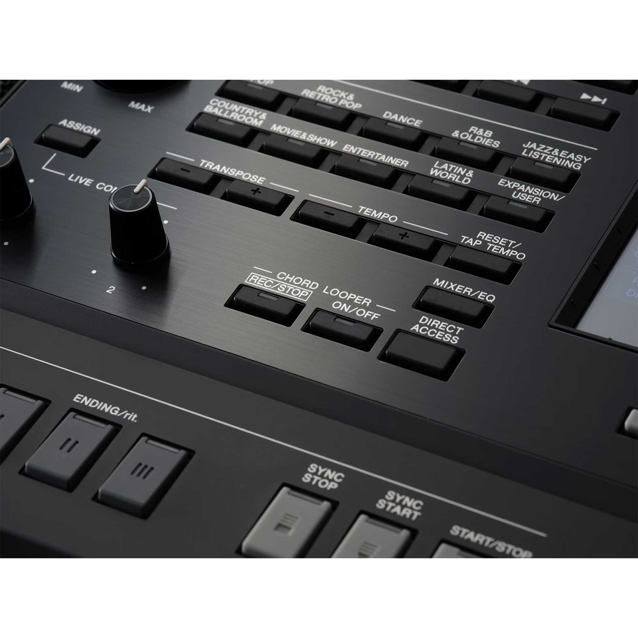 Yamaha PSR-SX920 Keyboard detail chord looper