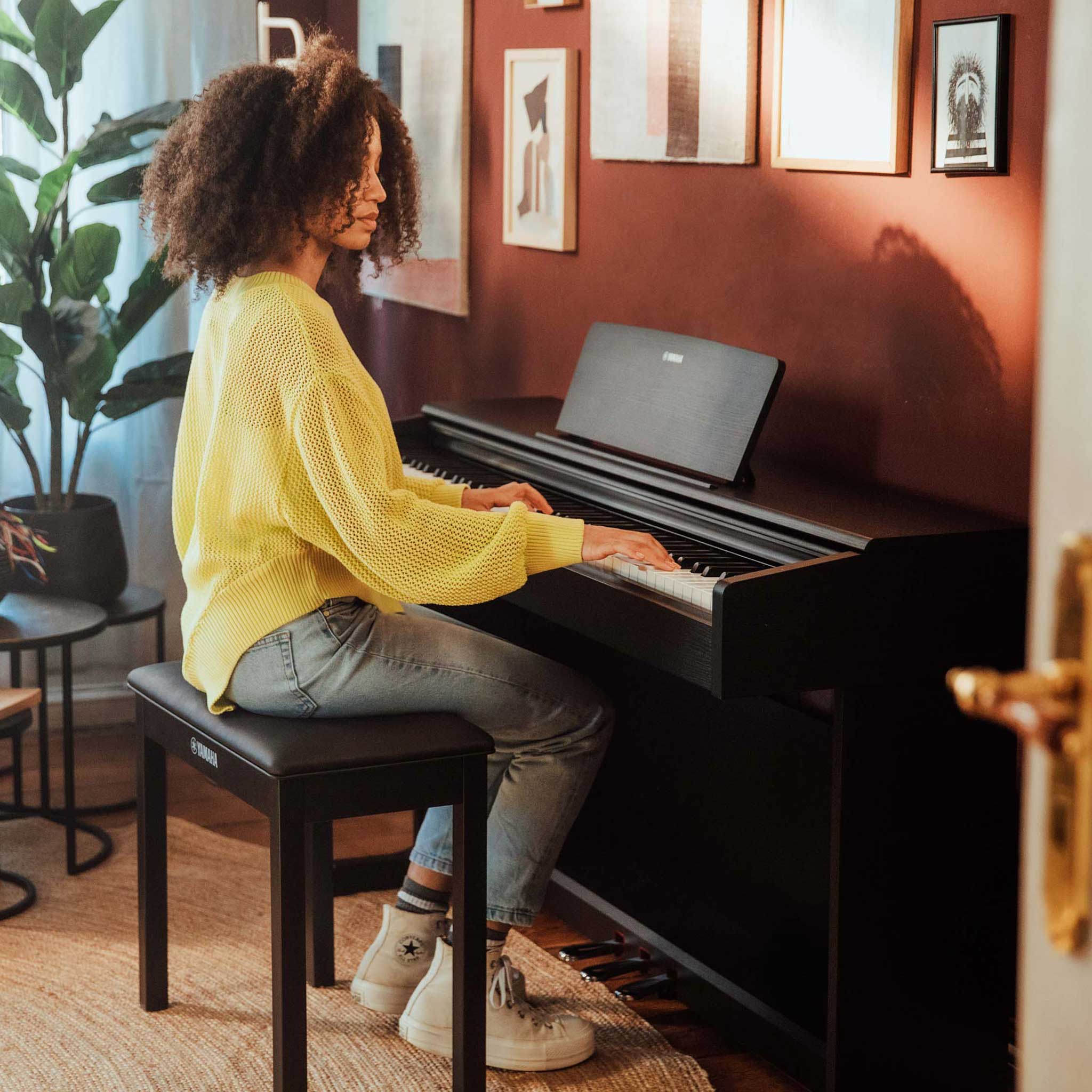 Yamaha Arius Lifestyle Picture