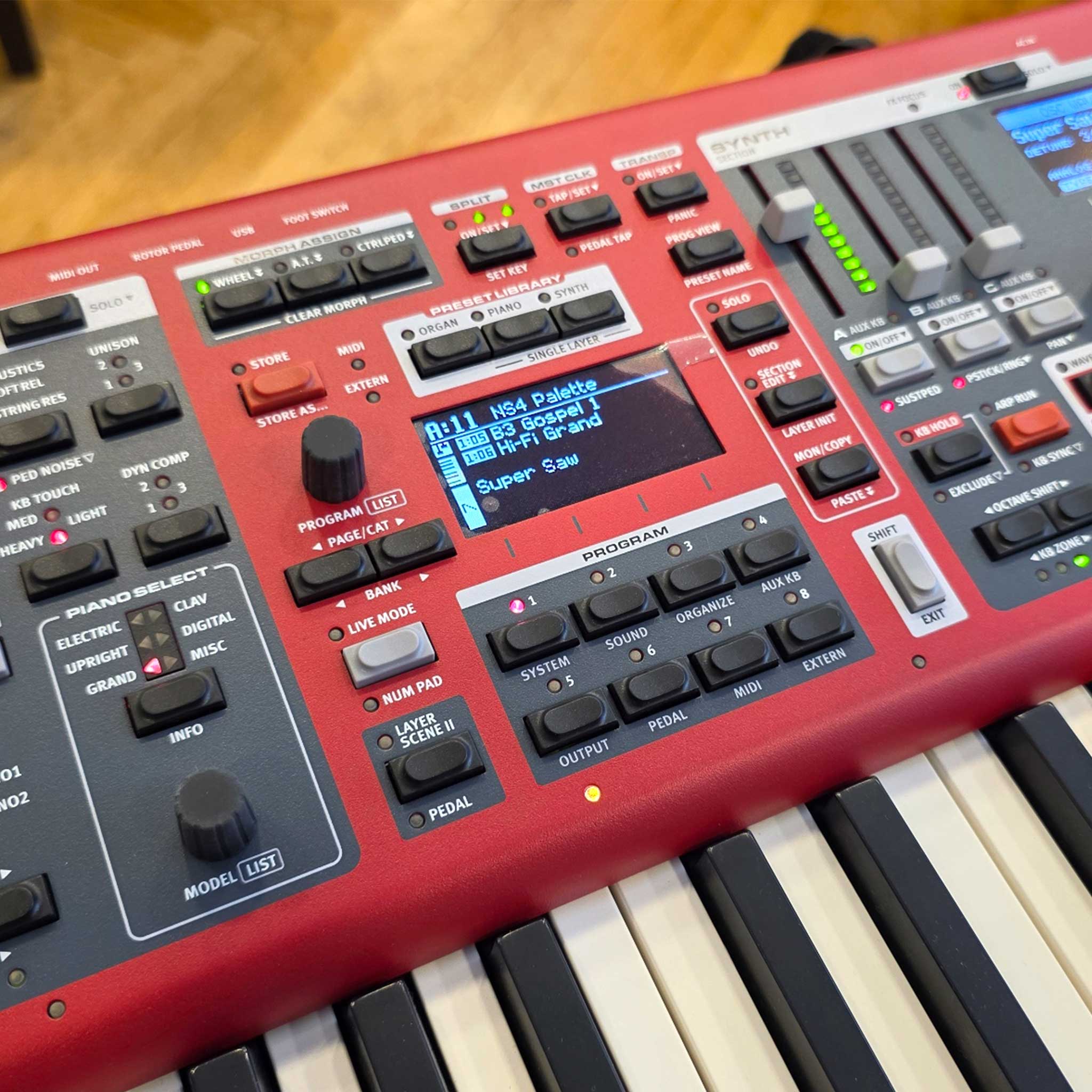 Nord Stage 4-88 B Stock Detail Display