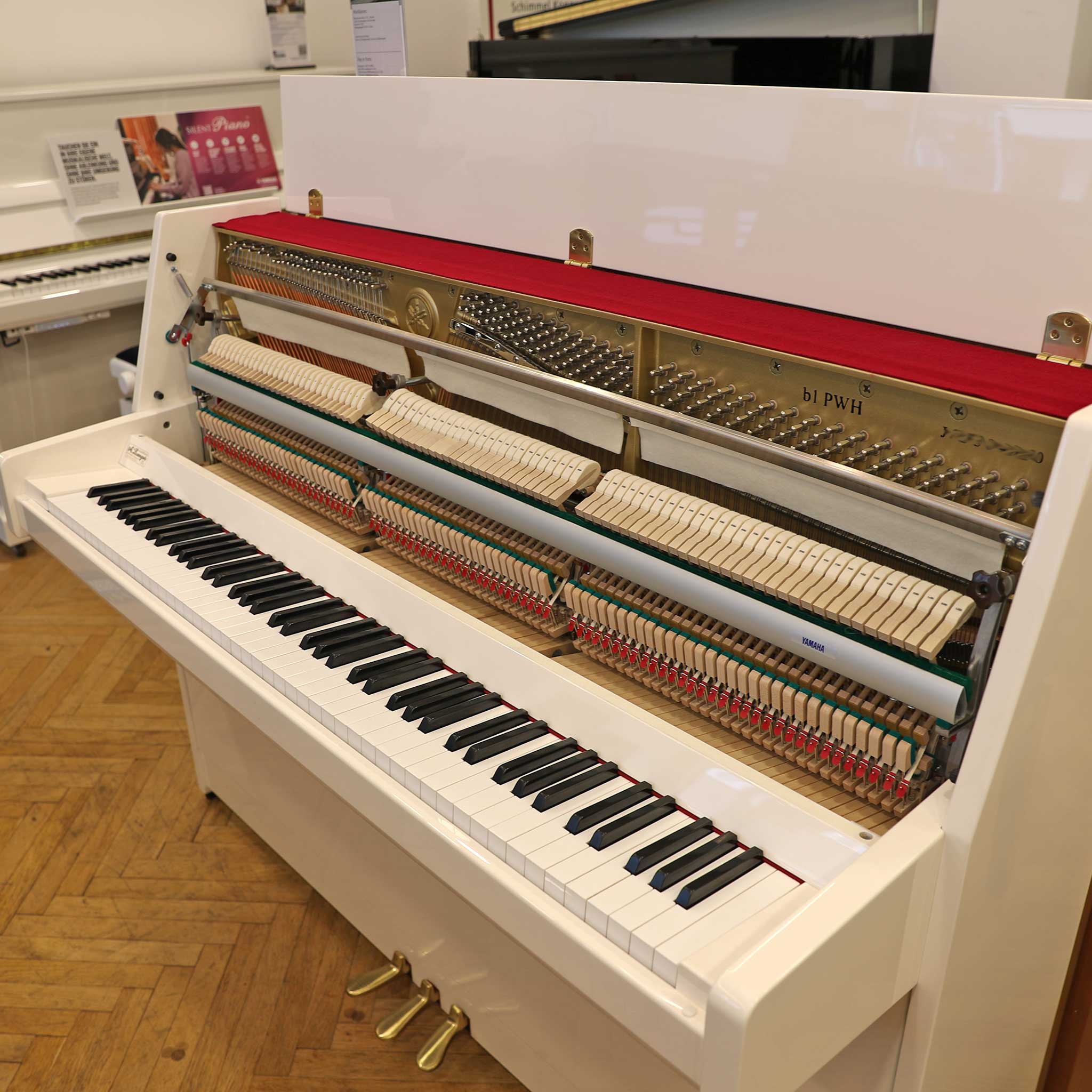 Piano Yamaha b1 weiß gebraucht open