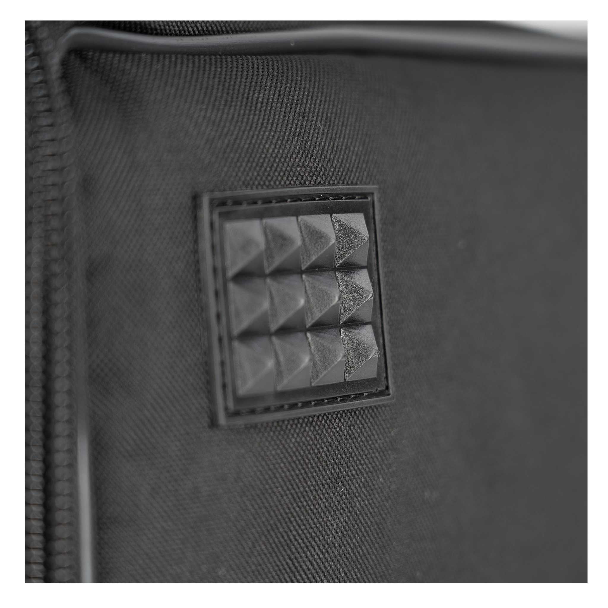 RCF Cover004 schwarz Detail