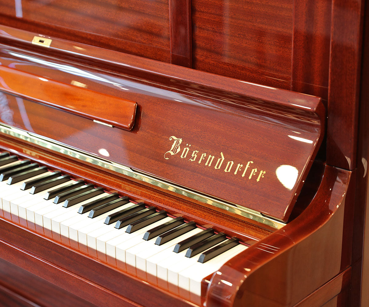Piano Bösendorfer 130 Mahagoni poliert Detail