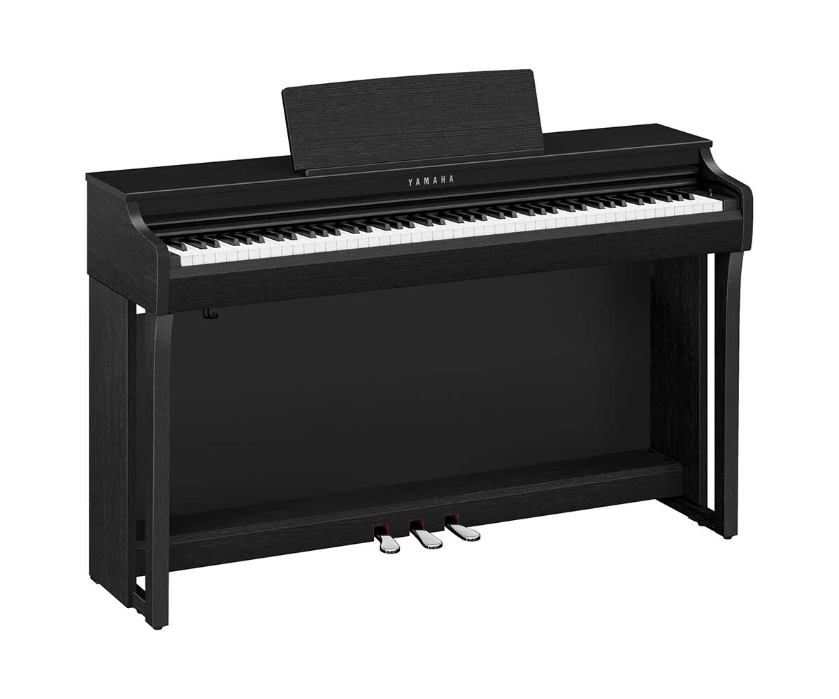 Yamaha Clavinova CLP-825B rechts