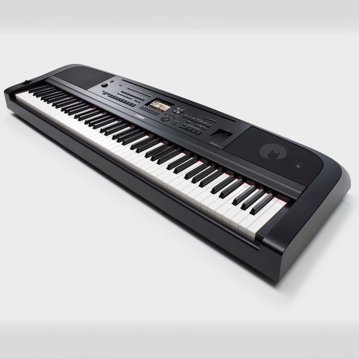 Yamaha DGX670B Portable Grand Schwarz Perspetktivisch oberseite rechts