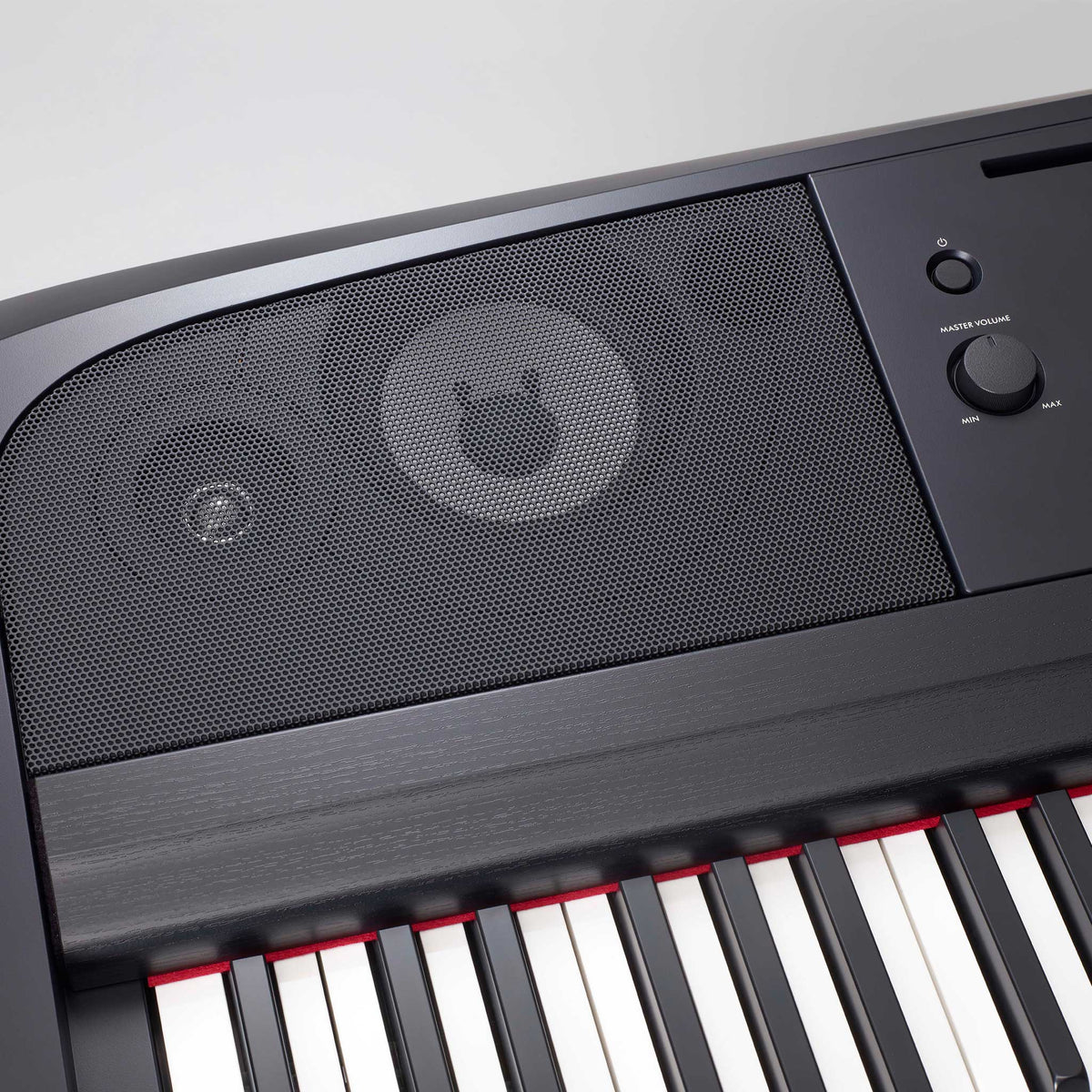 Yamaha DGX670B Portable Grand Schwarz detail lautsprecher