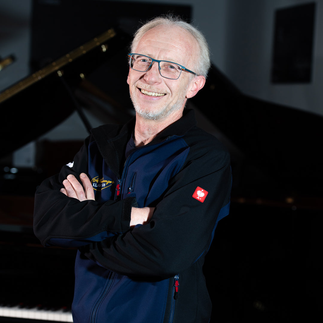 Alexander Hosner - Klavierhaus Langer Mitarbeiter