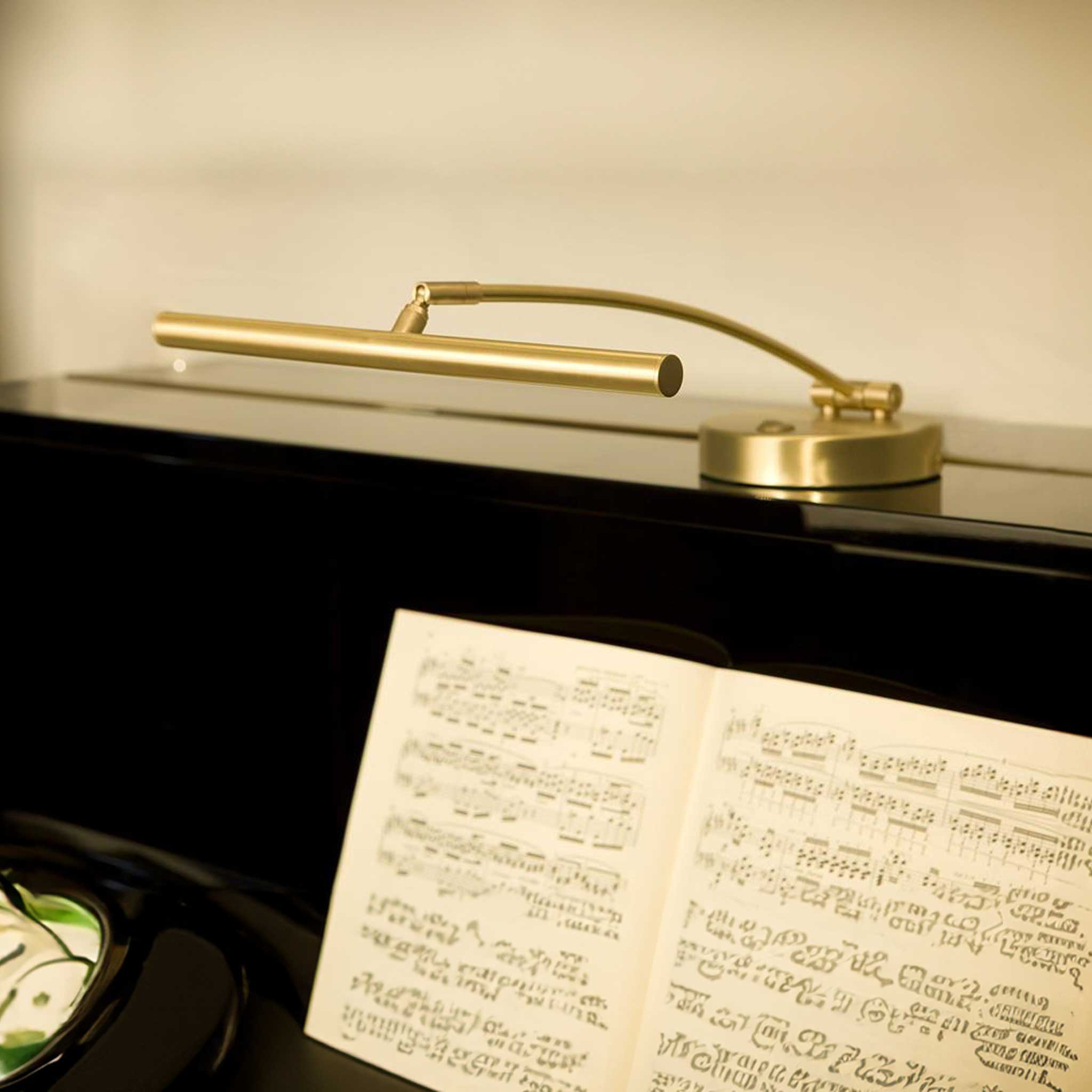 Klavierlampe mit verstellbarem Arm