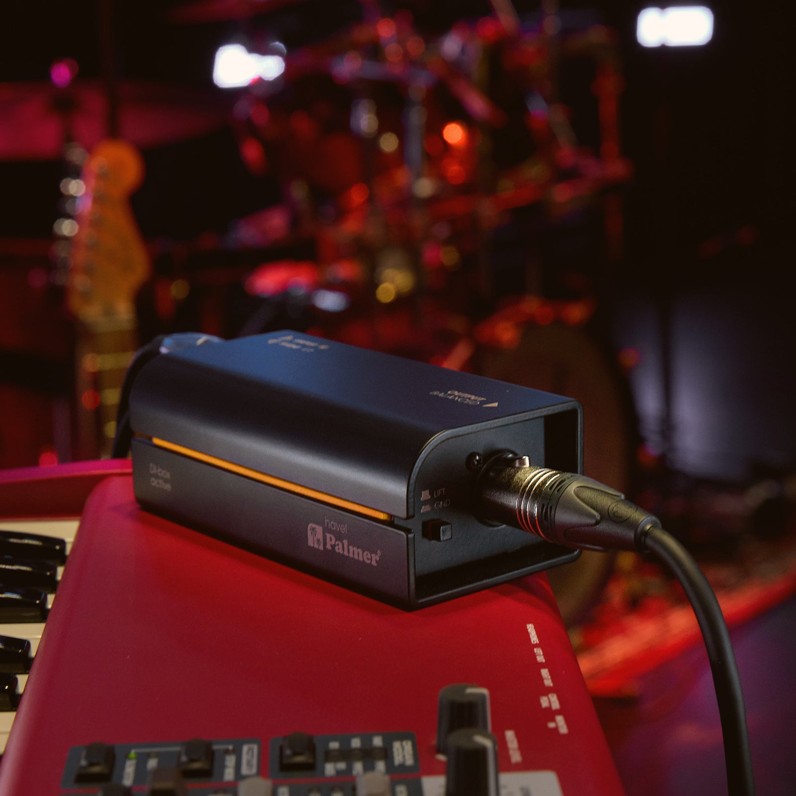 Palmer River Havel DI Box schwarz rot auf rotem nord keyboard