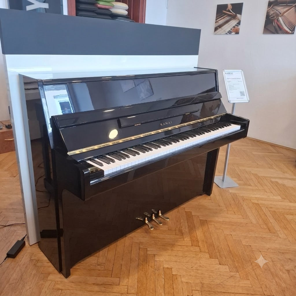 Piano Kawai CE10N schwarz poliert gebraucht 