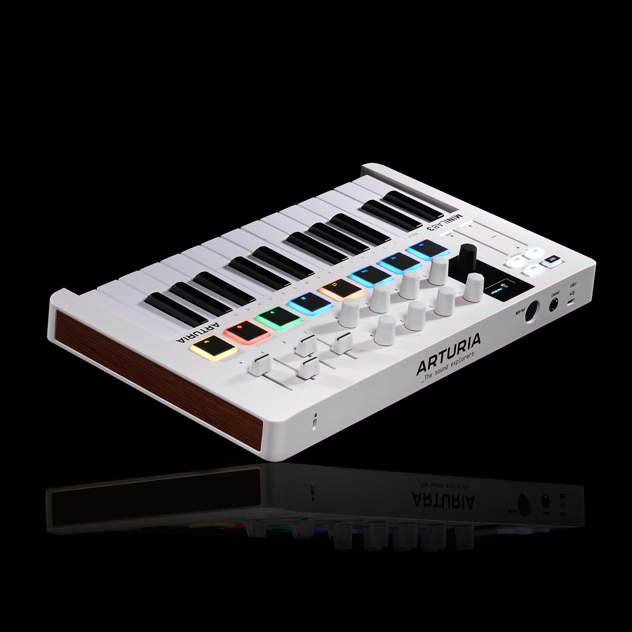 Arturia MiniLab3 white flying