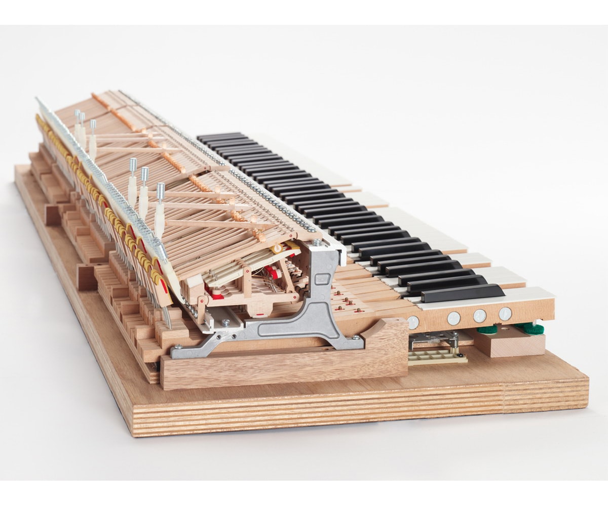 Yamaha AvantGrand N3X englische dopperepetitionsmechik seite