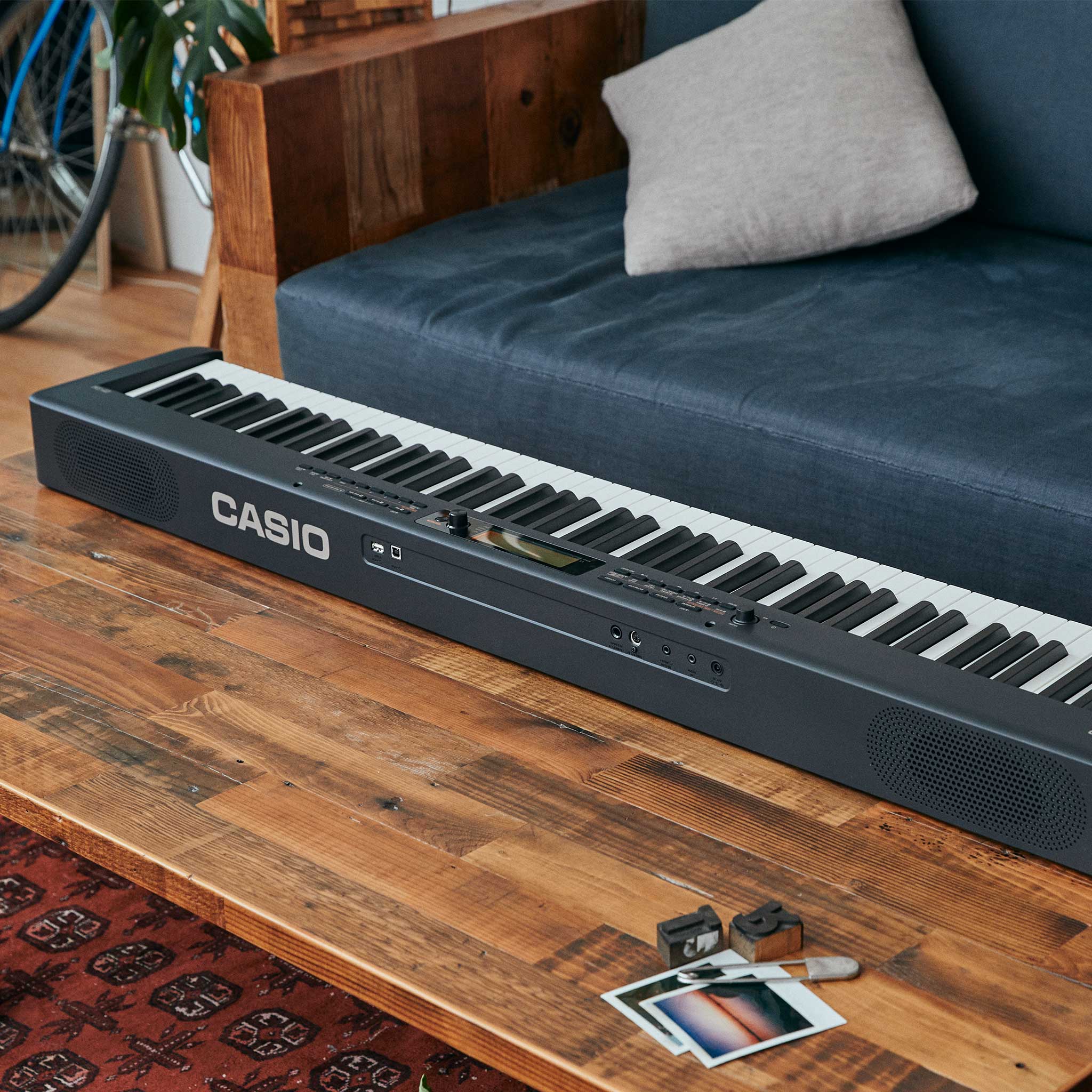 Casio CDPS360 Piano lifestyle