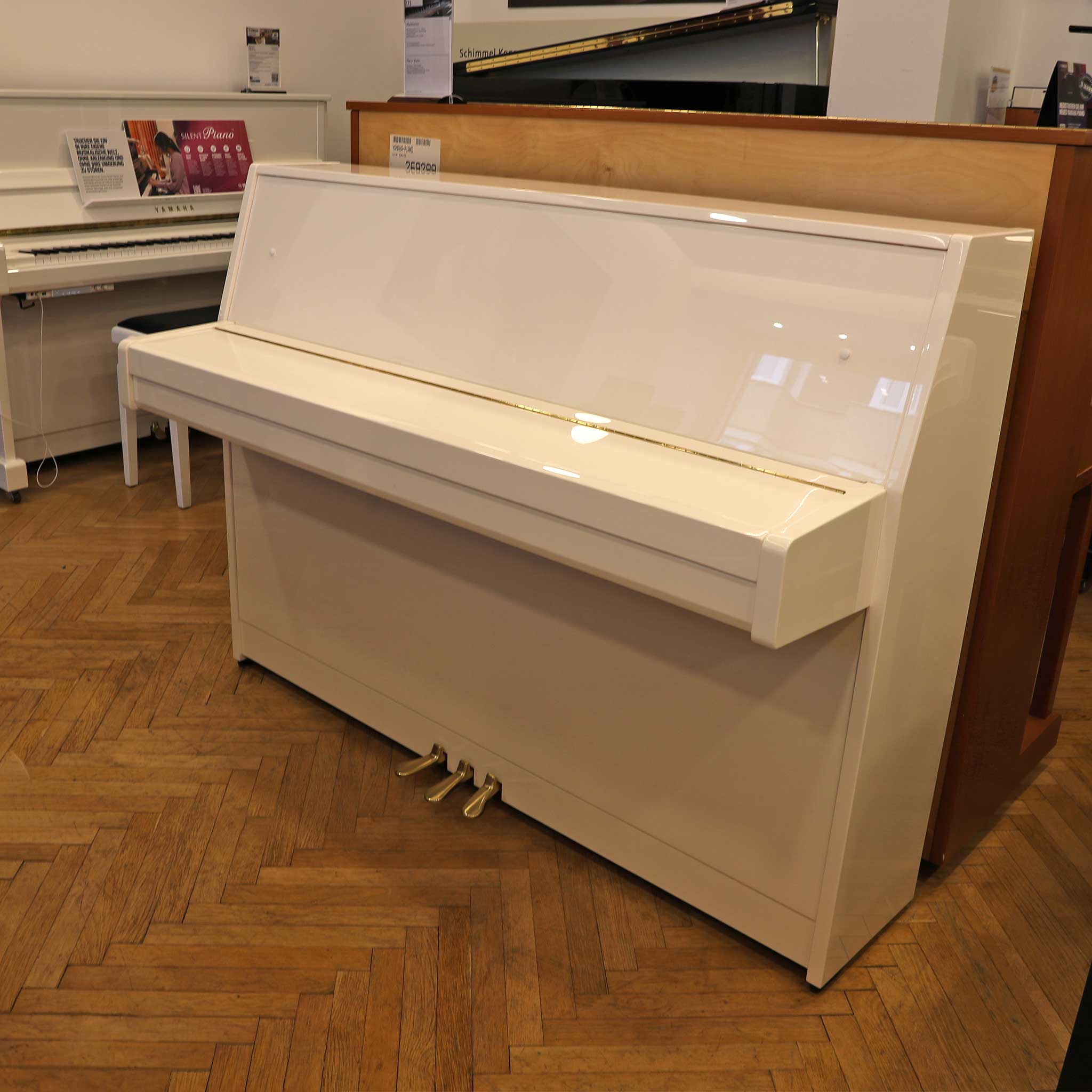 Piano Yamaha b1 weiß gebraucht rechte seite geschlossen