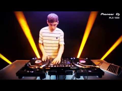 Pioneer Turntable PLX1000 Demo Video