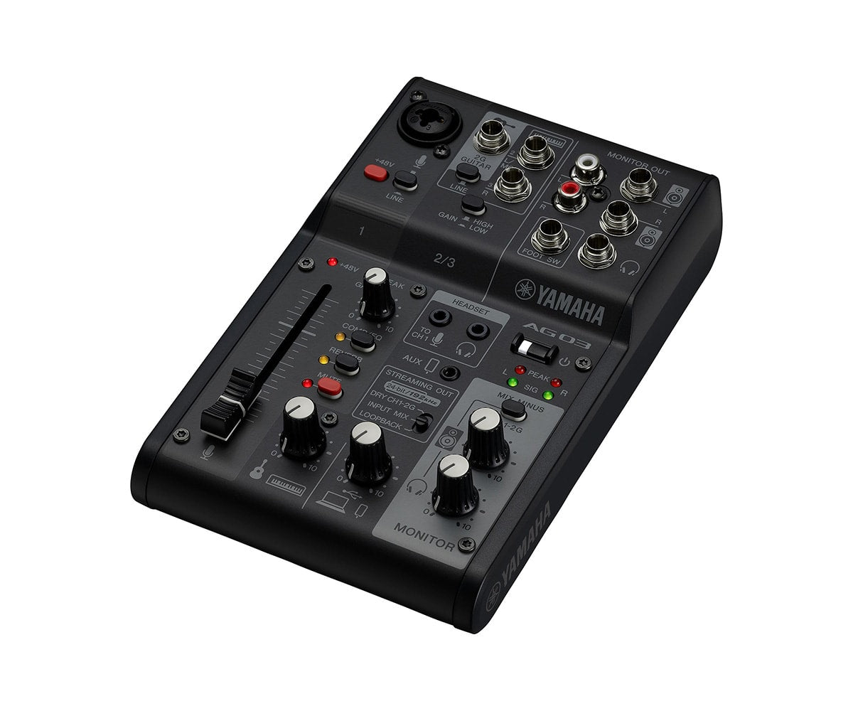 Yamaha AG03mk2 - LiveStreaming Mischpult oberseite angewinkelt