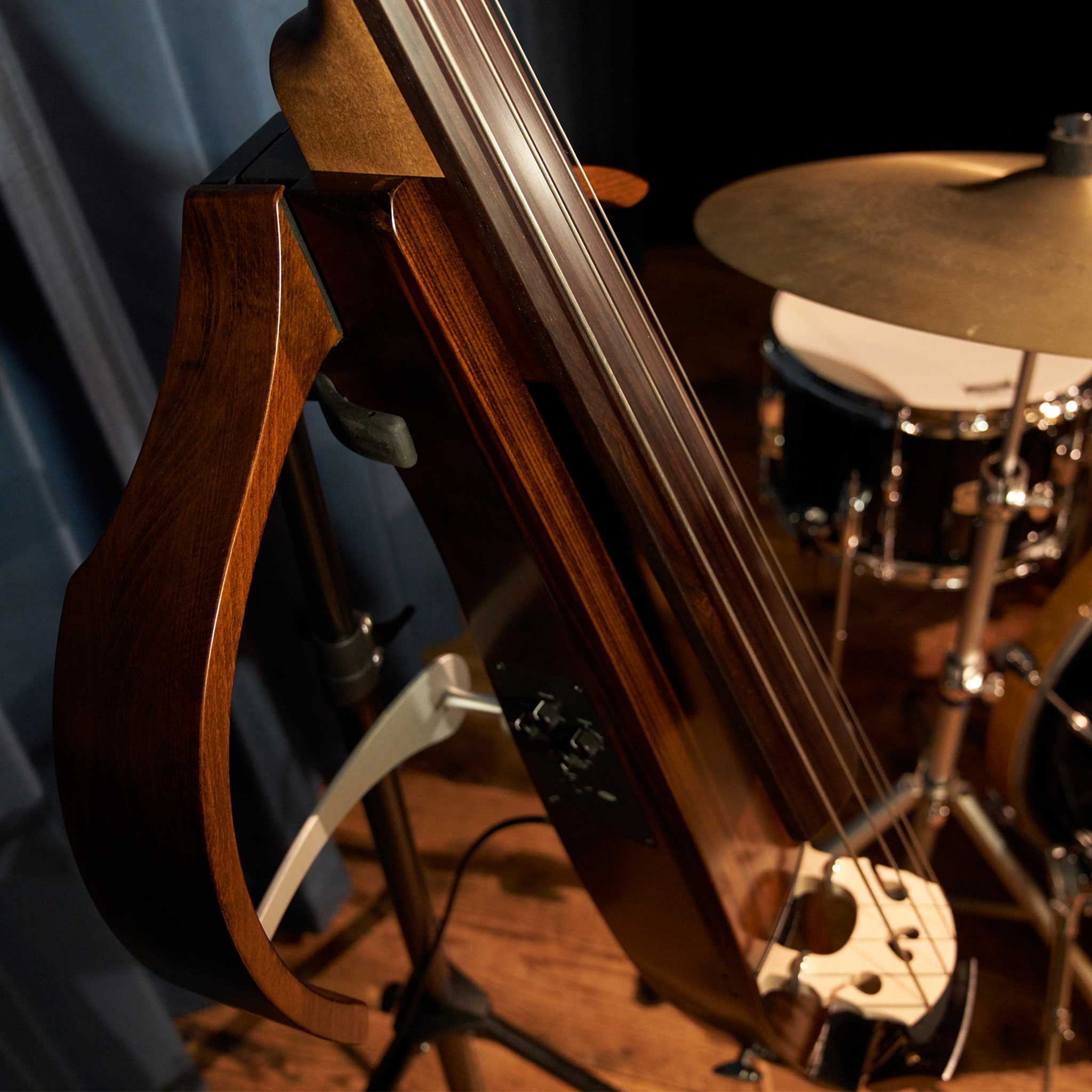 Yamaha Silent Bass SLB300 detail